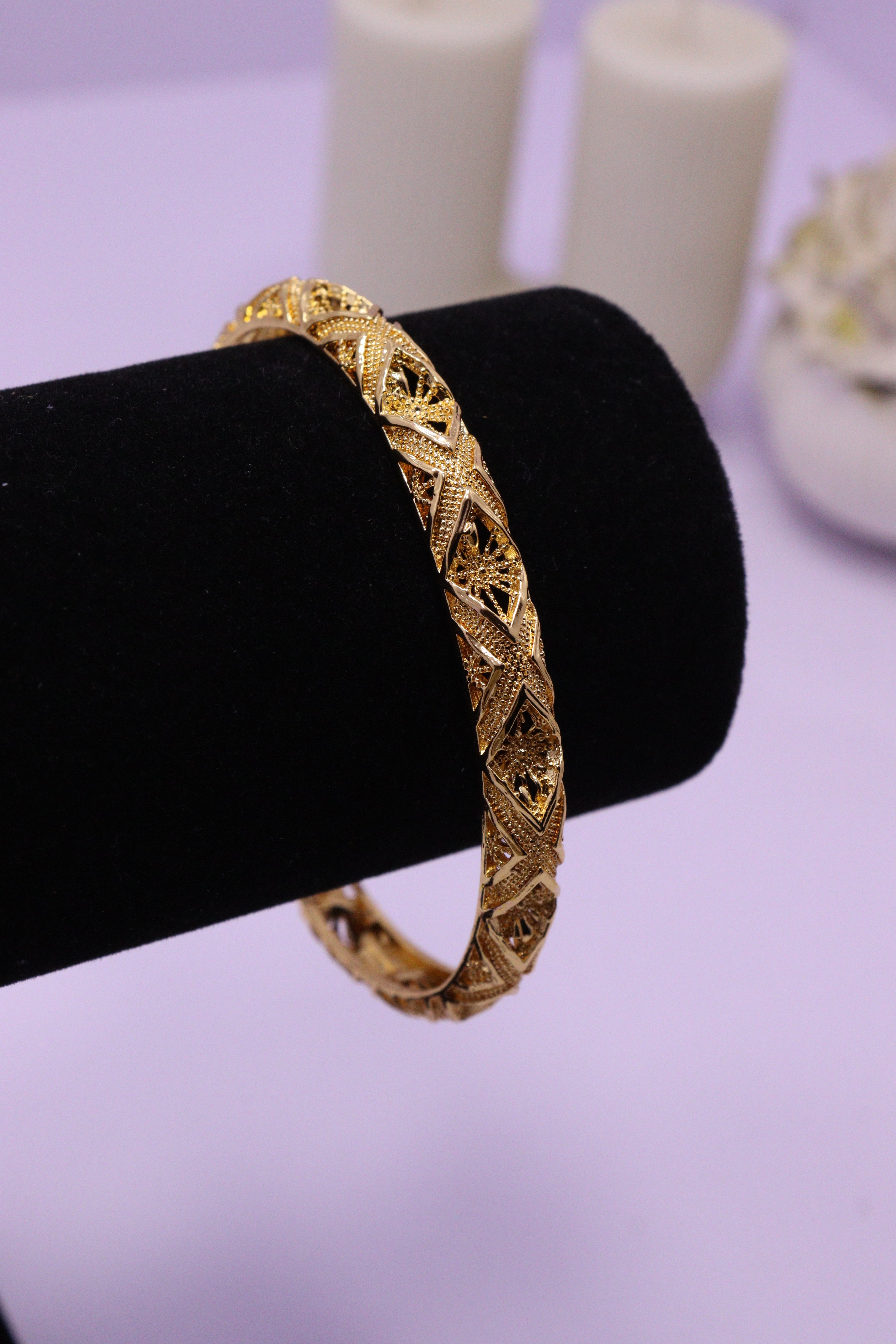 Sleek Wrist Series 0111 - AZ Golden Bangle