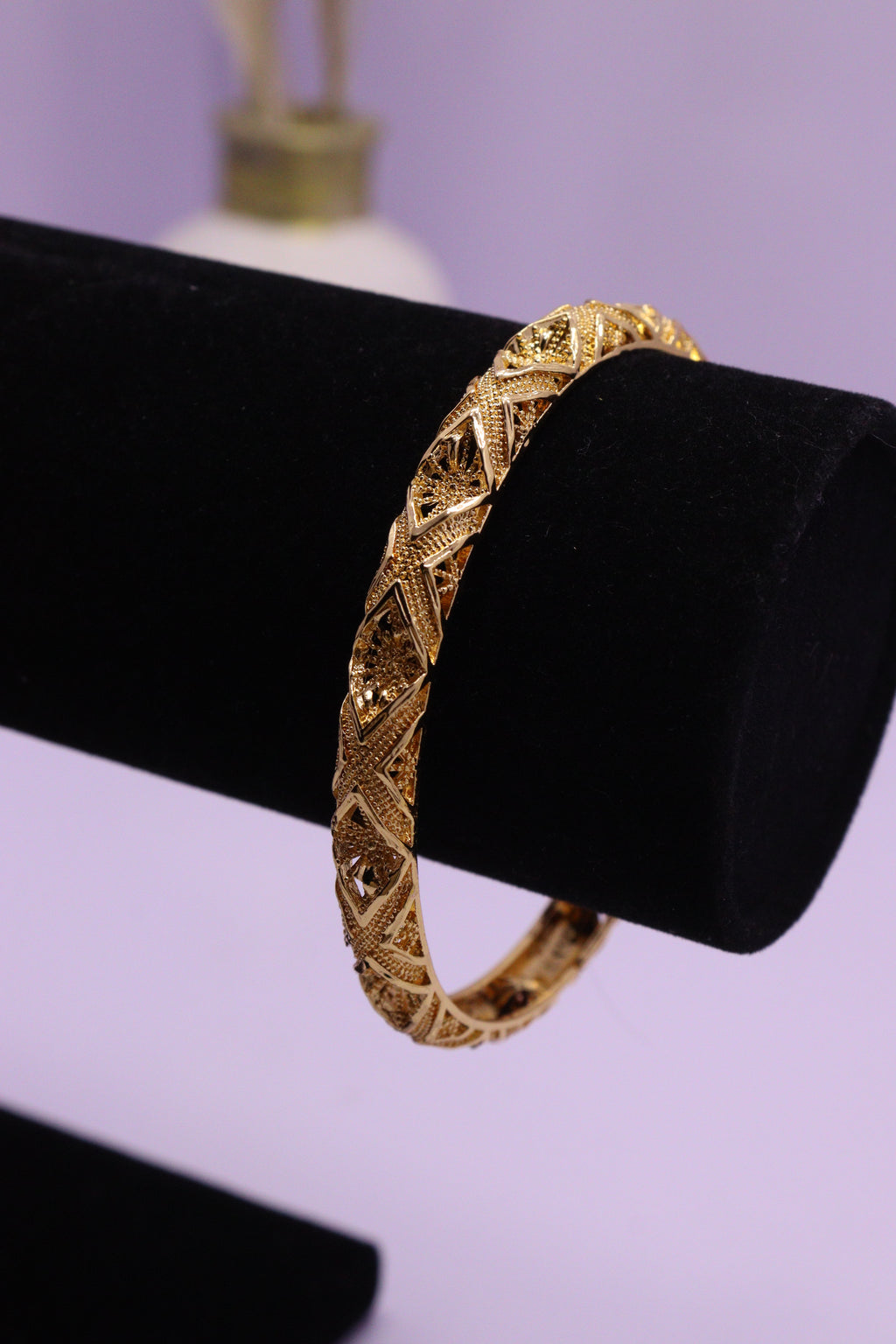Sleek Wrist Series 0111 - AZ Golden Bangle