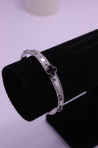 Sleek Wrist Series 0080 - AZ Silver Bangle