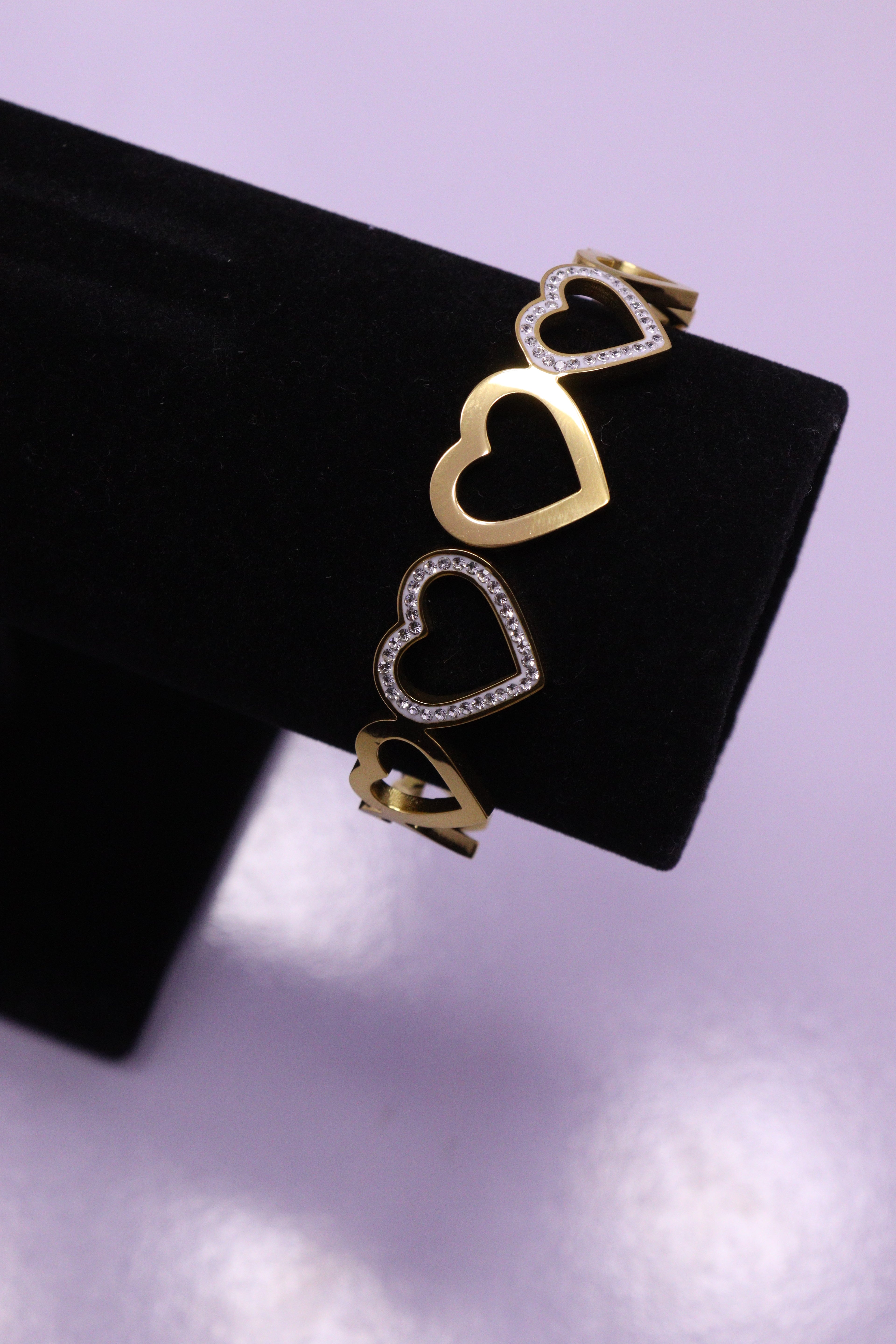 Sleek Wrist Series 0085 - AZ Golden Bangle