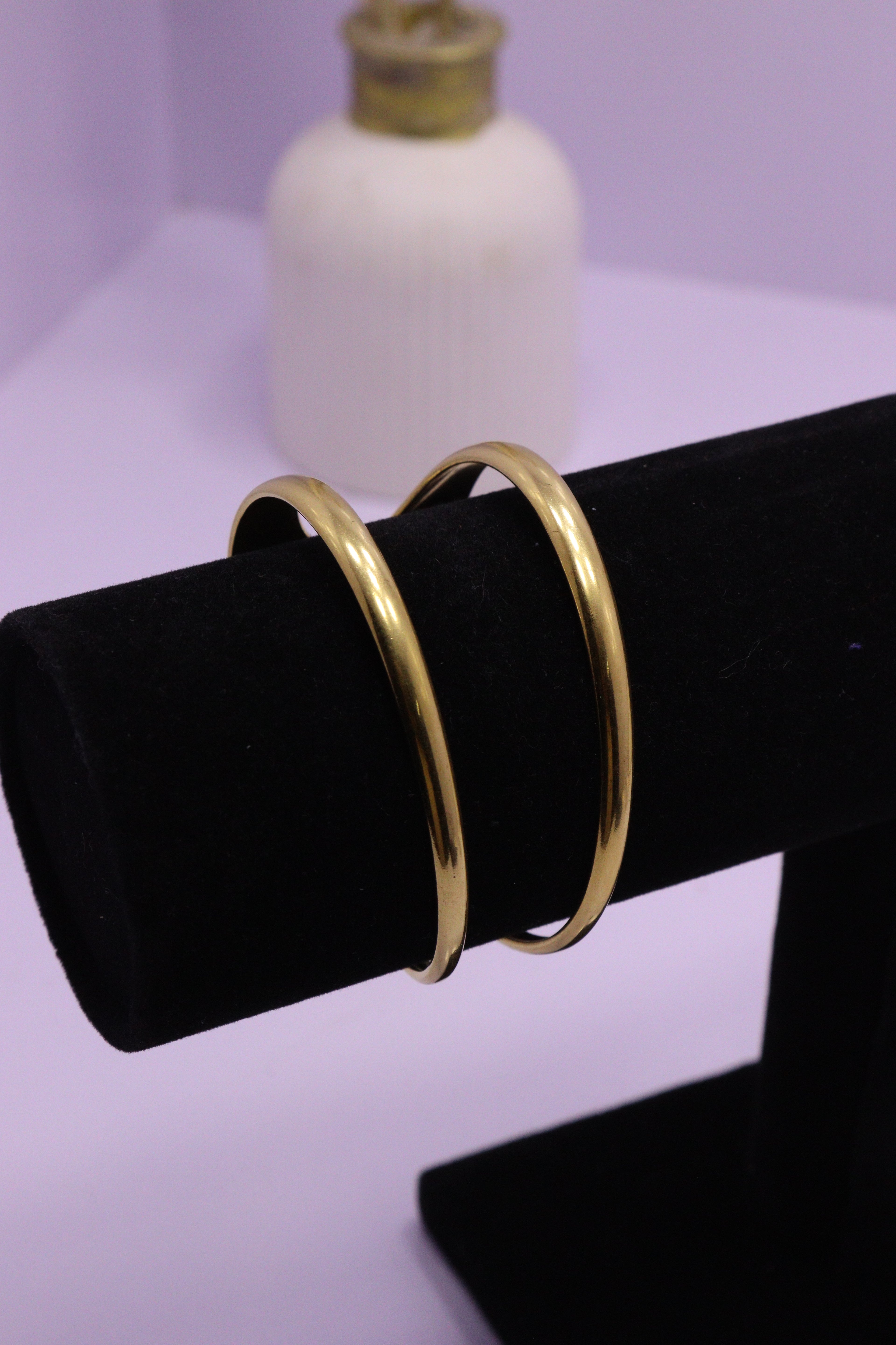 Sleek Wrist Series 0086 - AZ Golden Bangle