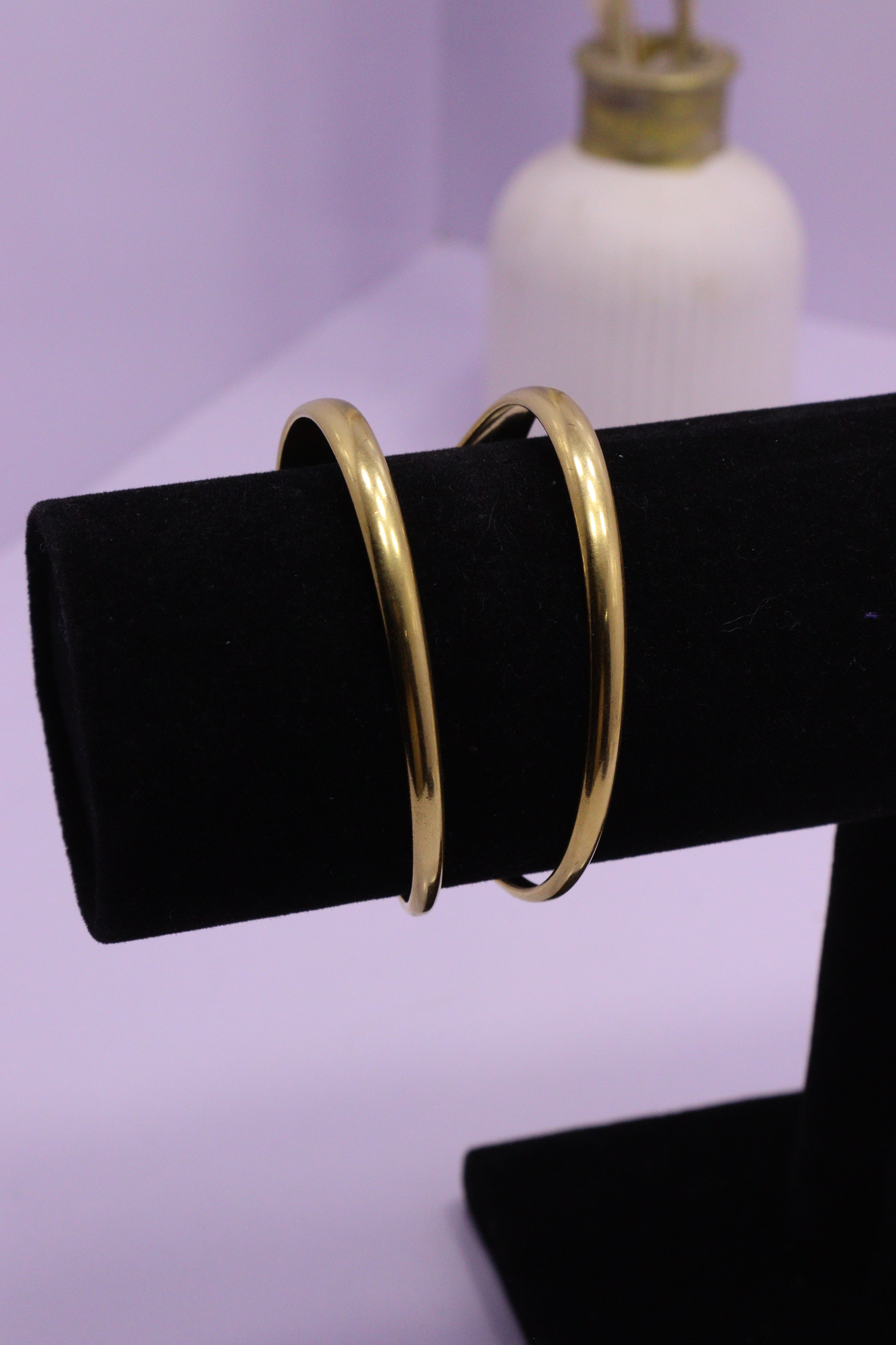 Sleek Wrist Series 0086 - AZ Golden Bangle