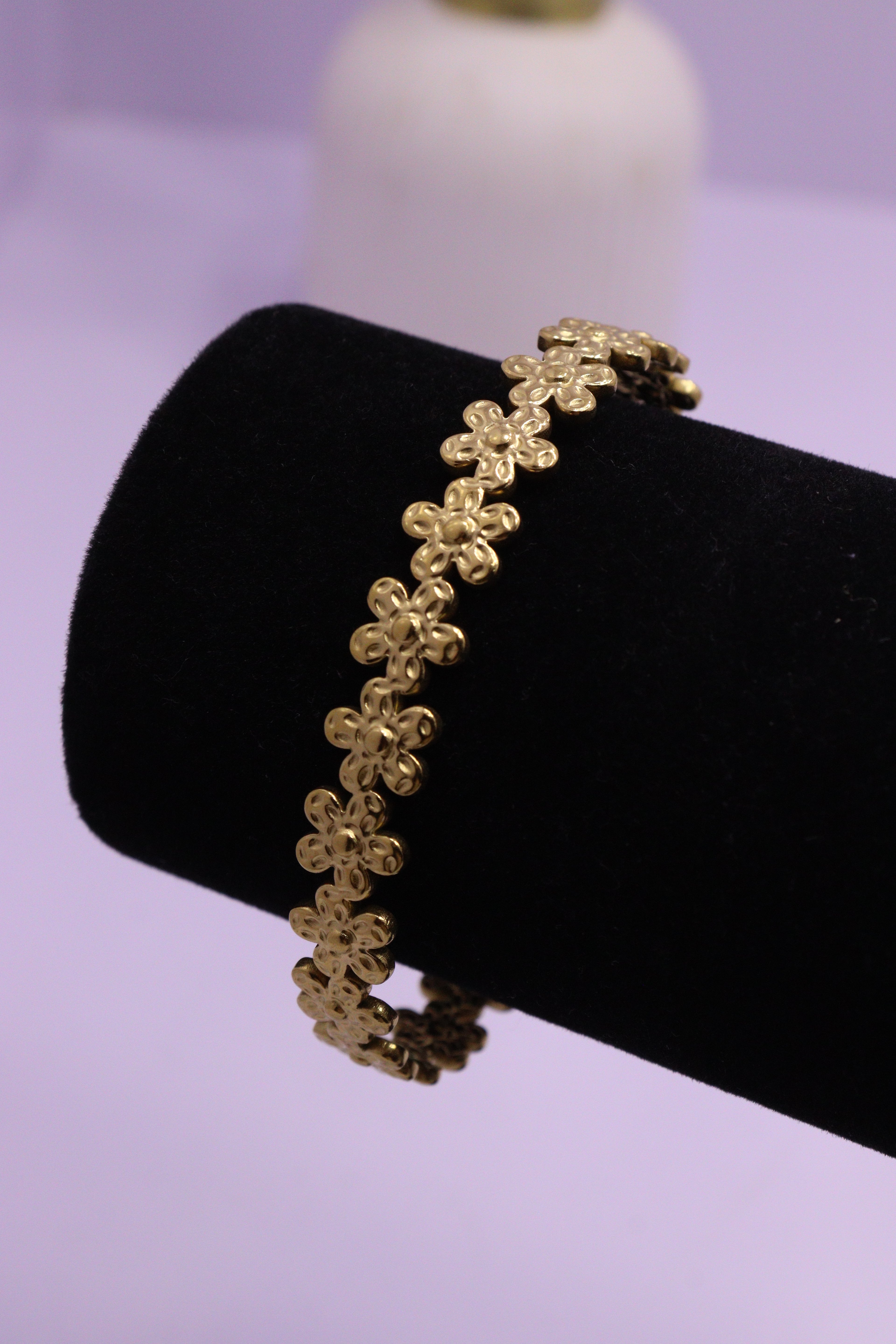 Sleek Wrist Series 0088 - AZ Golden Bangle