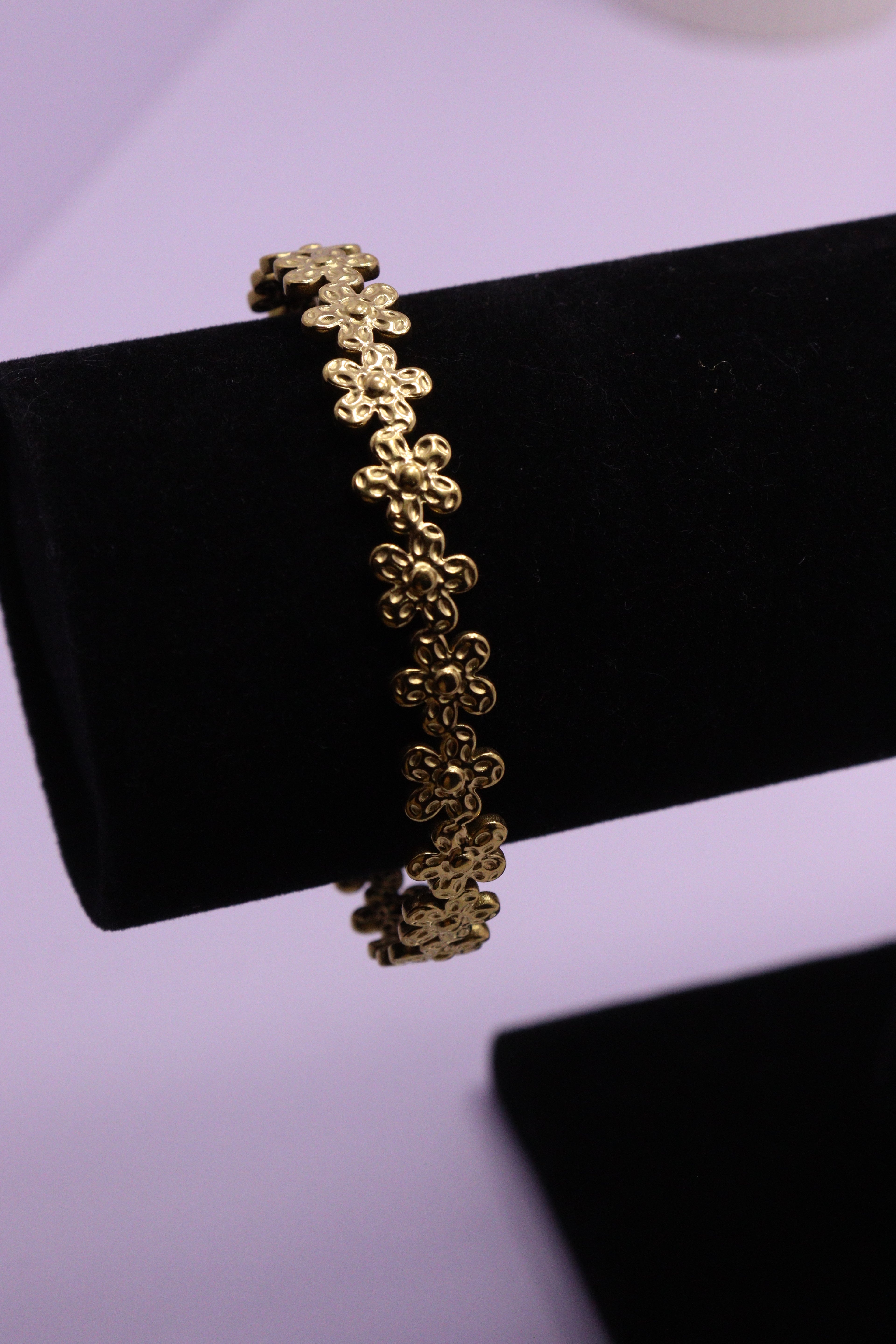 Sleek Wrist Series 0088 - AZ Golden Bangle