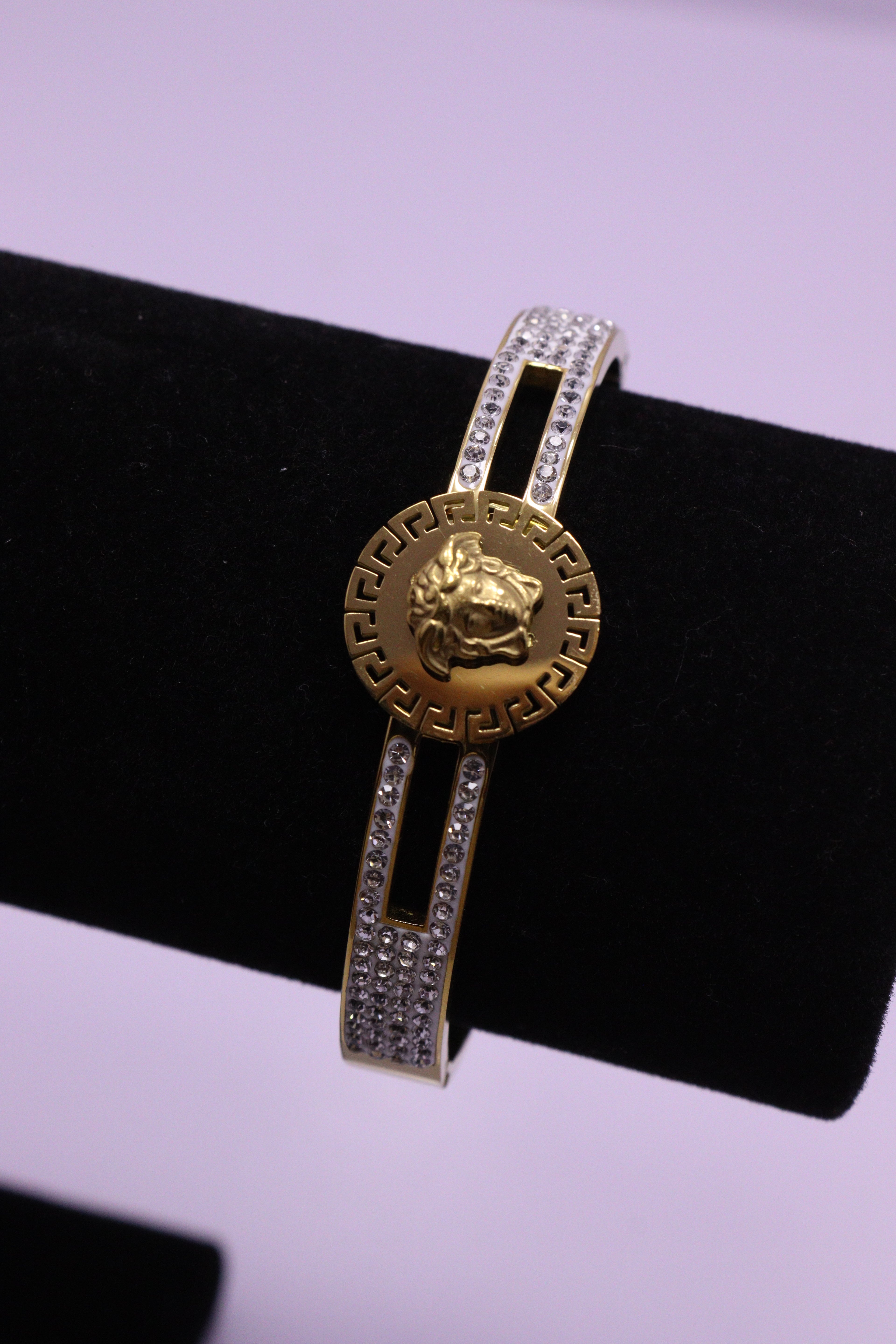 Sleek Wrist Series 0089 - AZ Golden Bangle