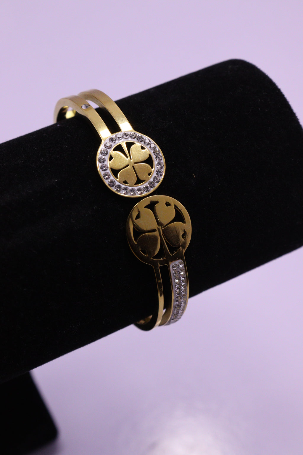 Sleek Wrist Series 0093 - AZ Golden Bangle