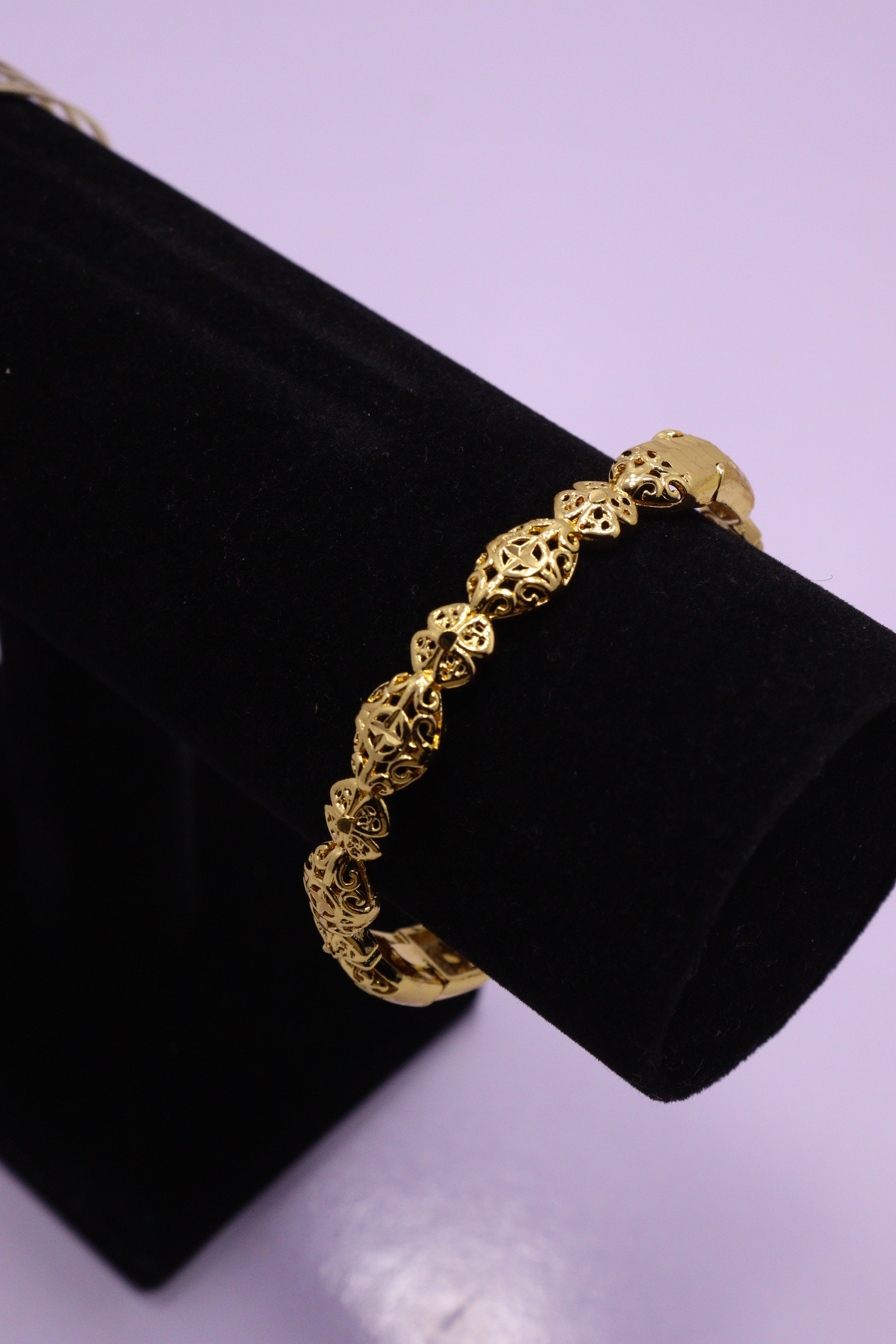 Sleek Wrist Series 0110 - AZ Golden Bangle