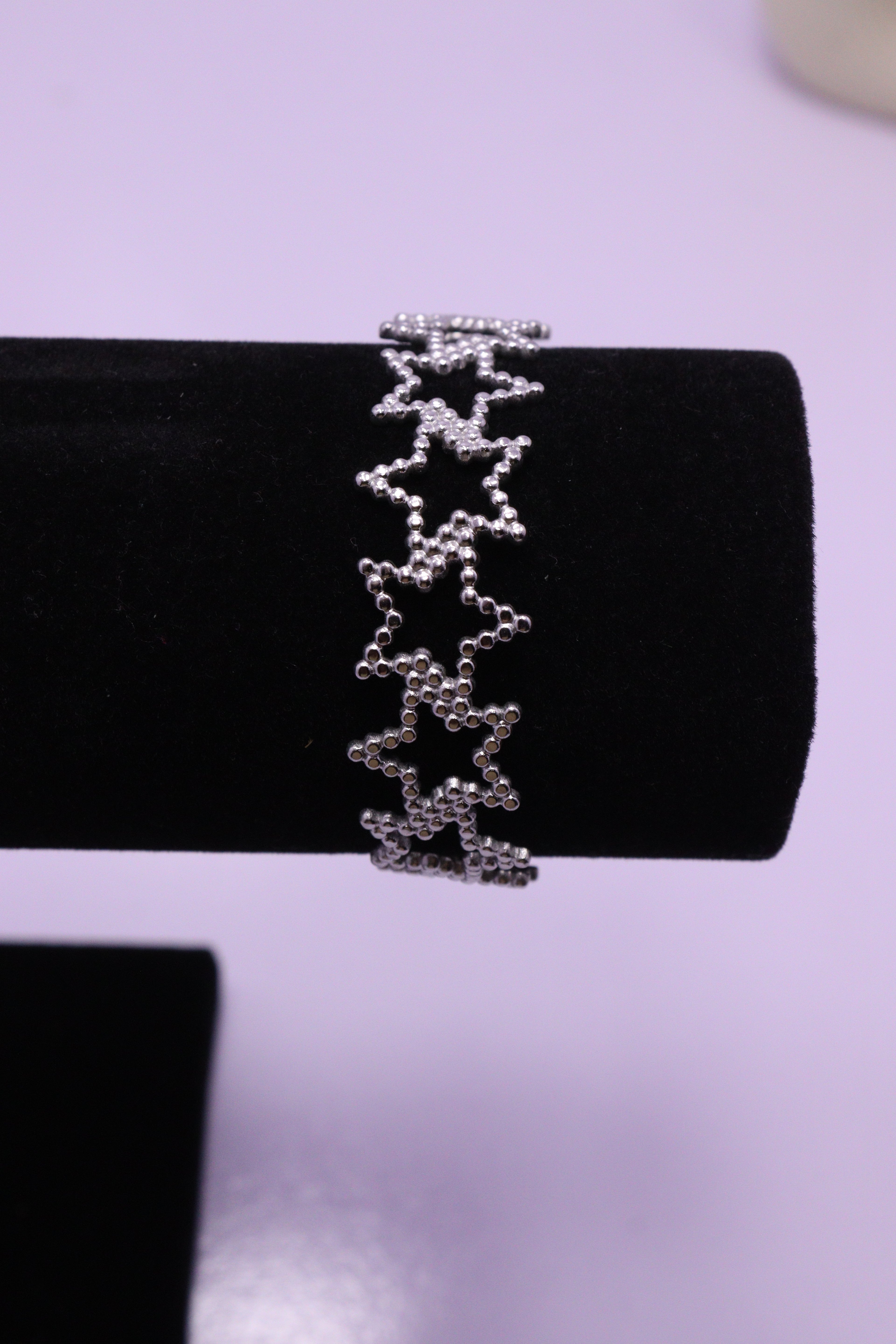 Sleek Wrist Series 0098 - AZ Silver Bangle