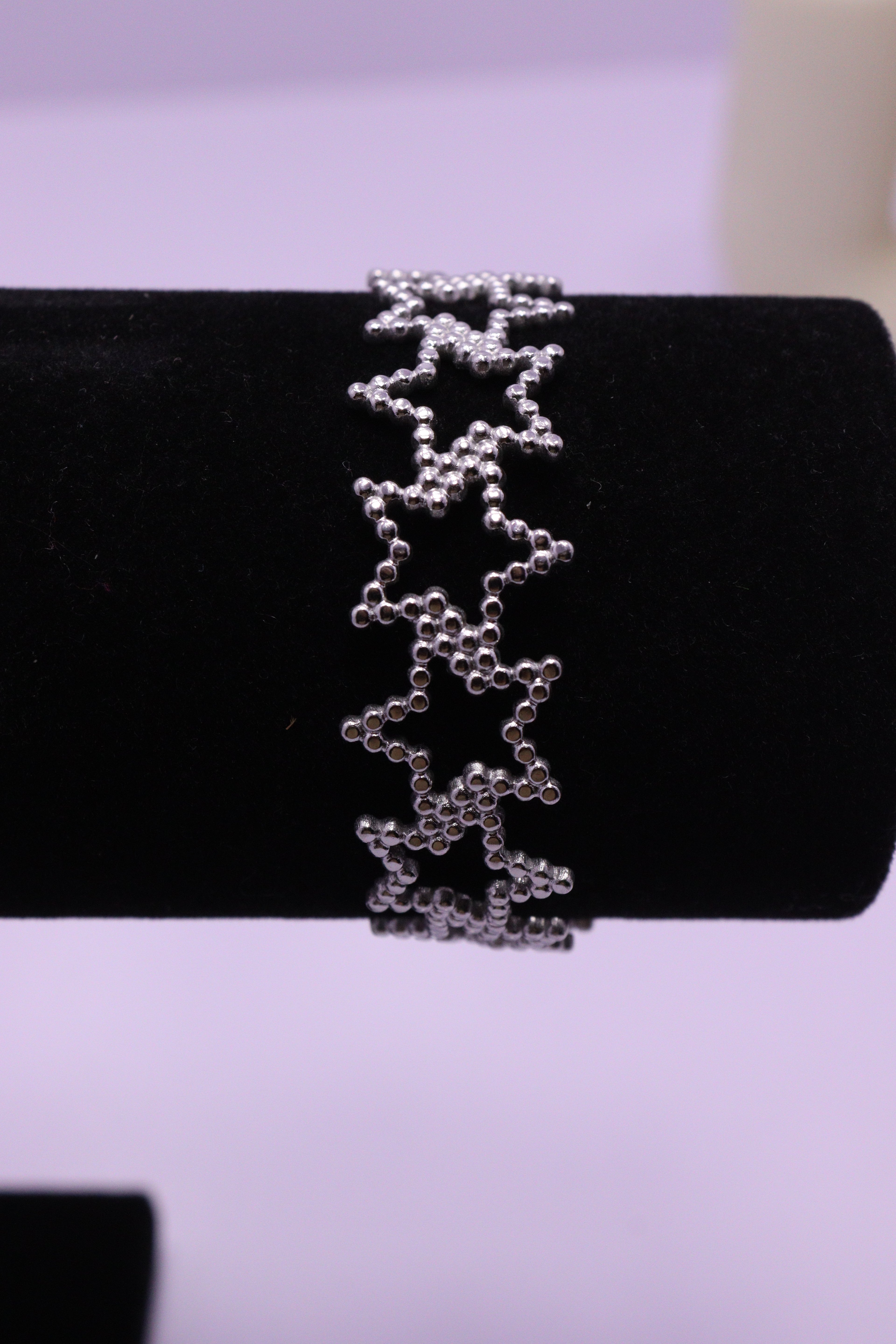 Sleek Wrist Series 0098 - AZ Silver Bangle