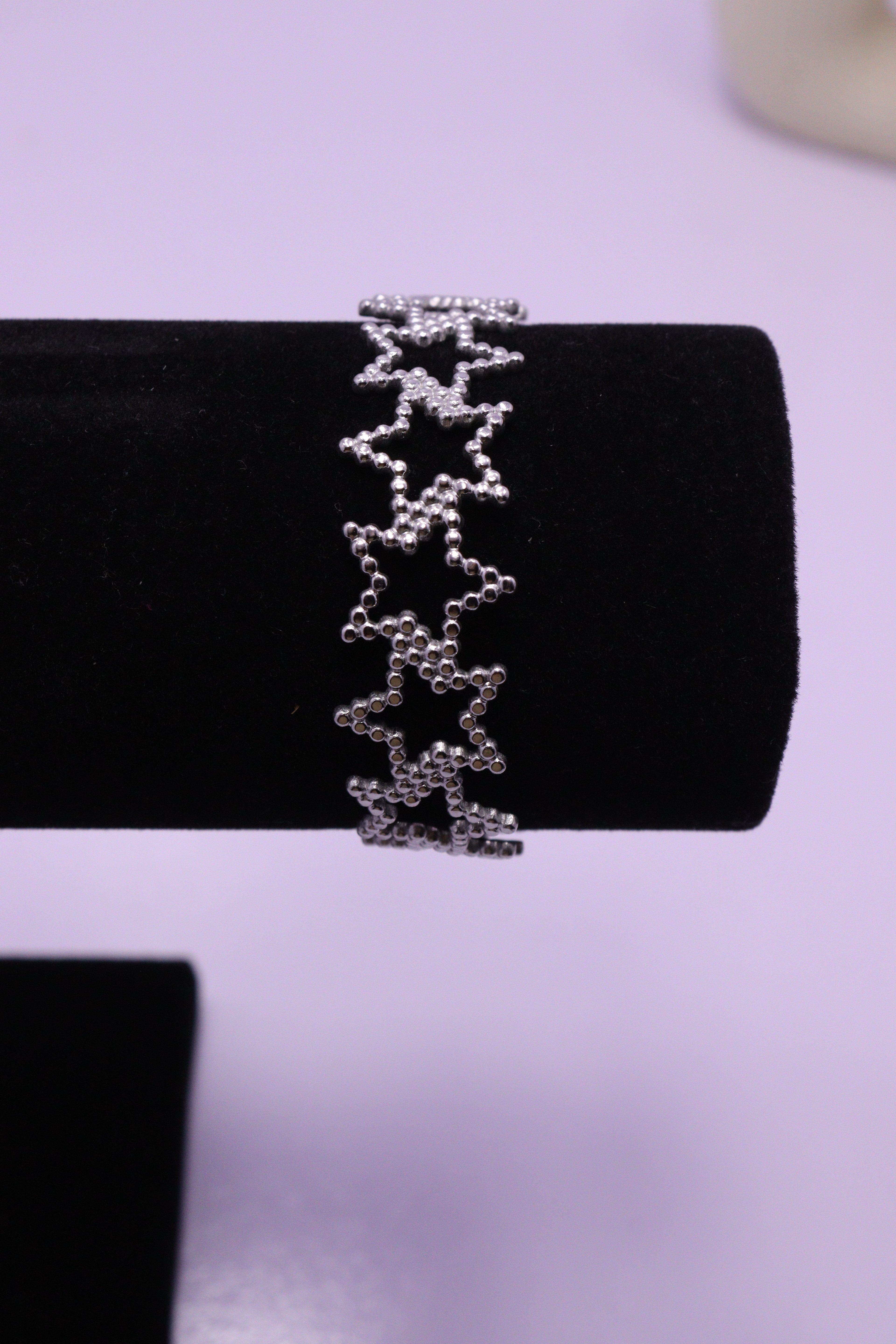 Sleek Wrist Series 0098 - AZ Silver Bangle