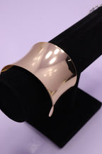Sleek Wrist Series 0099 - AZ Golden Bangle