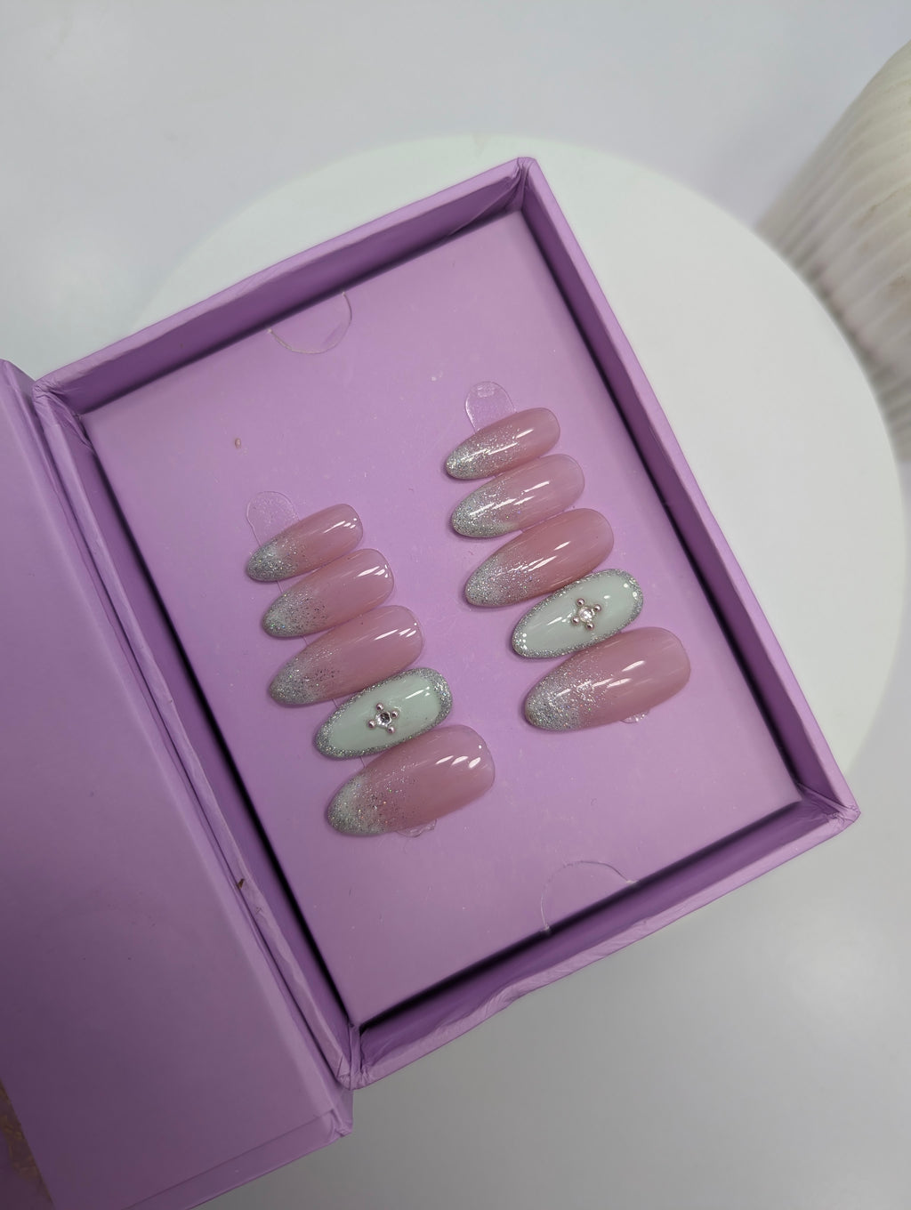 Ferozi Luxury - Almond Press On Nails