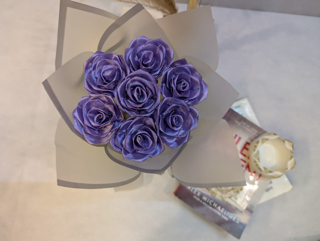 Blooming Grace – Lilac Bouquet