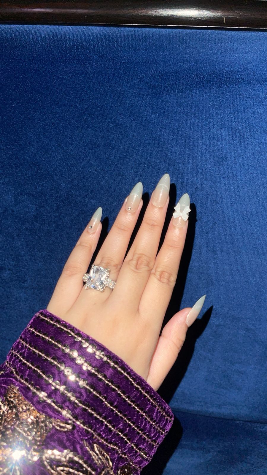 Almond Nude Ombre- - White Bow Press ons