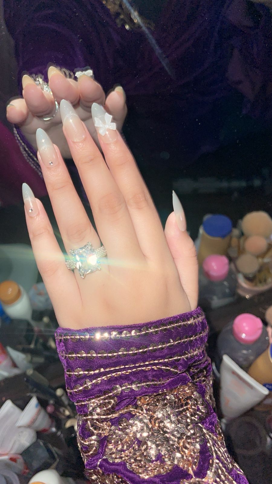 Almond Nude Ombre- - White Bow Press ons