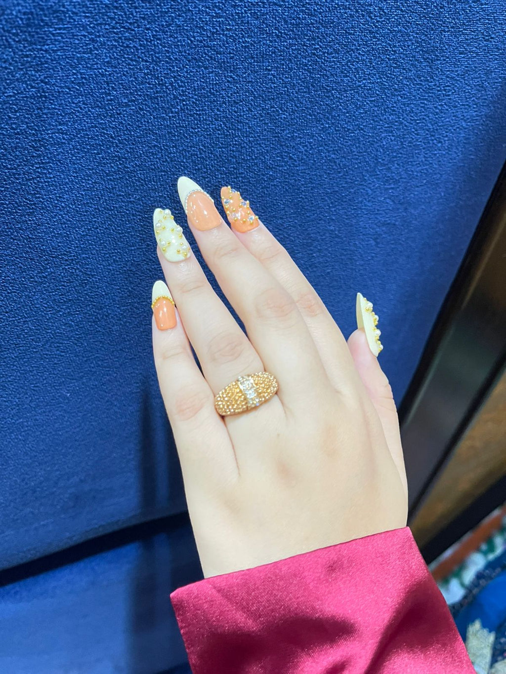 Creamy White & Peach Pearl Elegance Press ons – Wedding & Event Collection