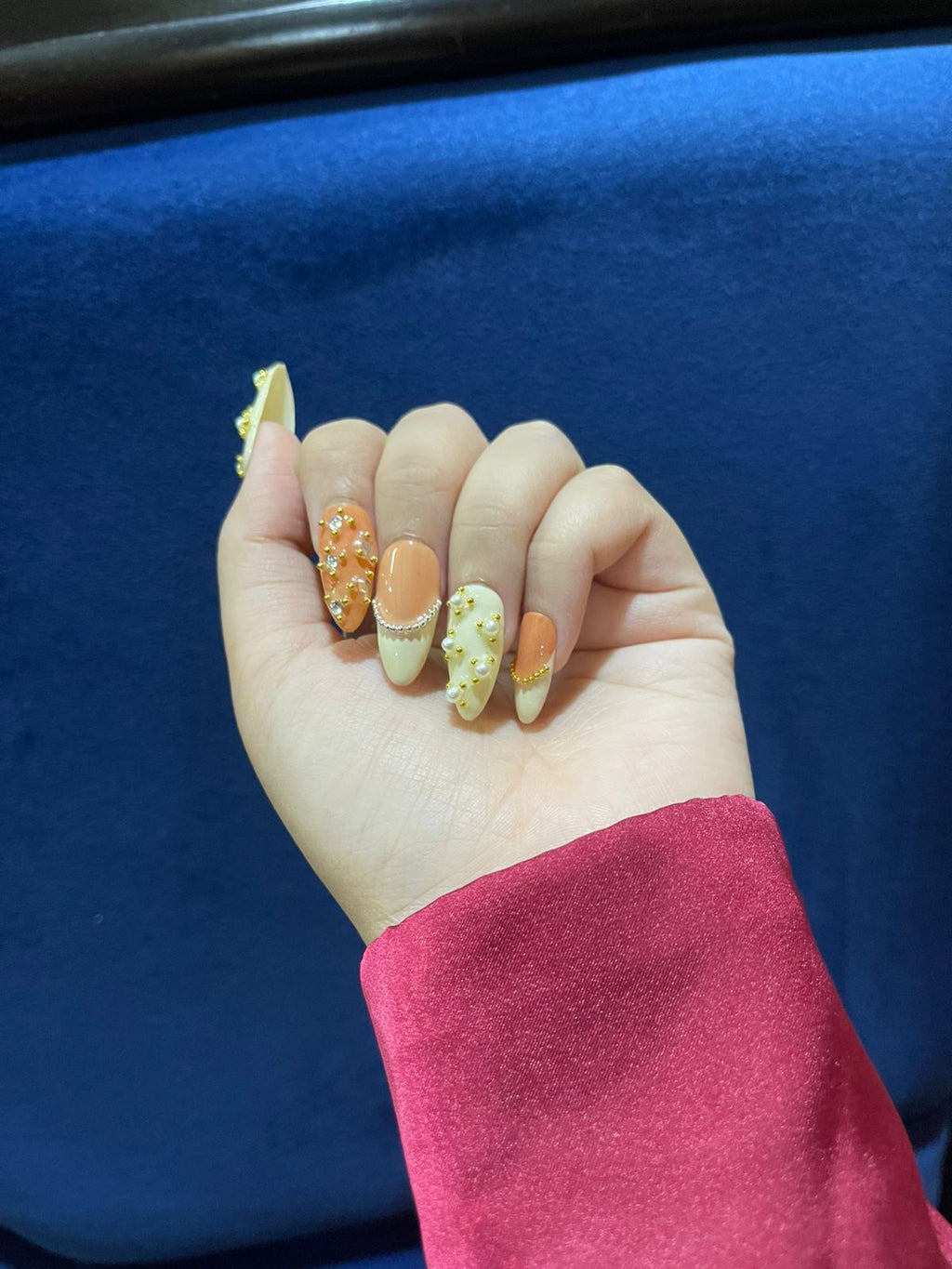 Creamy White & Peach Pearl Elegance Press ons – Wedding & Event Collection