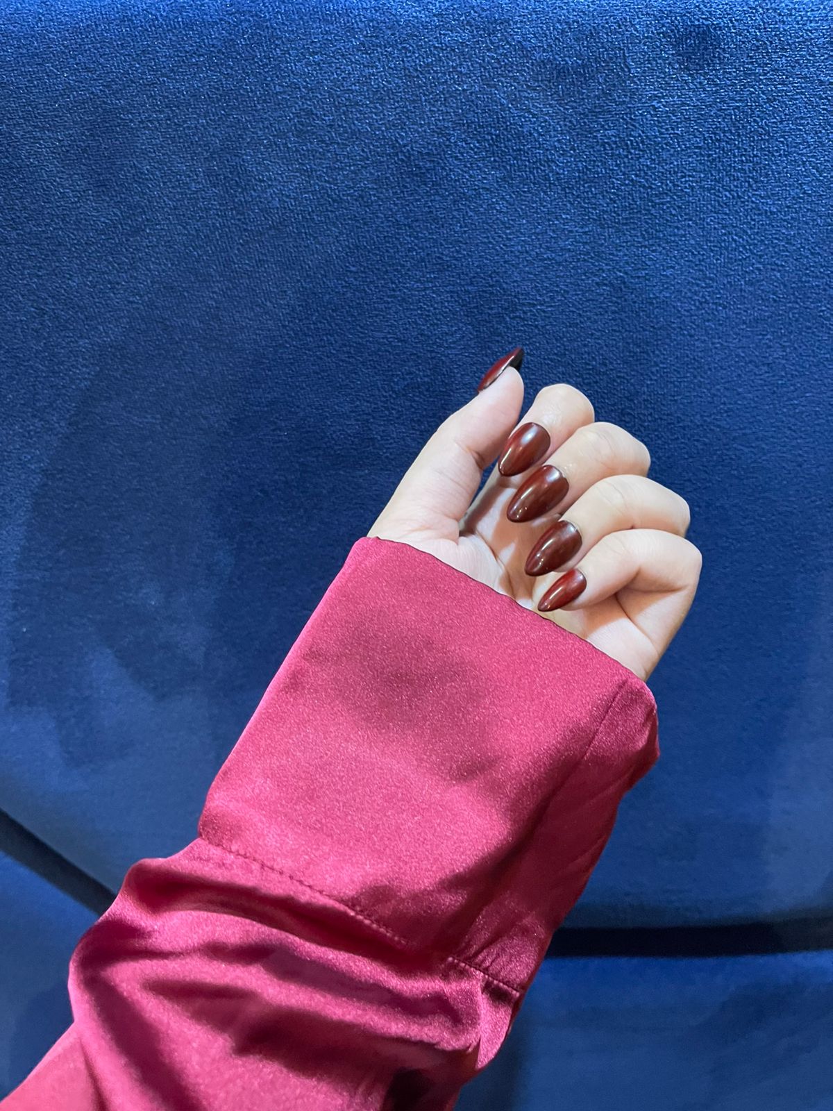 Cherry Red Bliss – Short Almond Press ons Nails