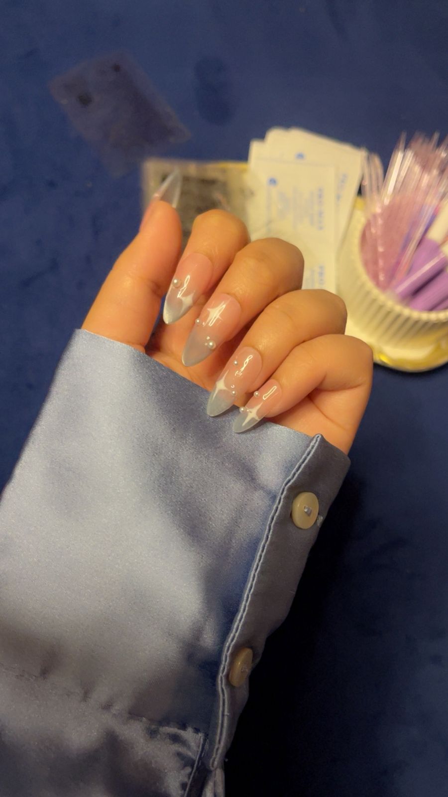 Celestial Pink & Blue Dream – Cat Eye Ombre Almond Press ons Nails