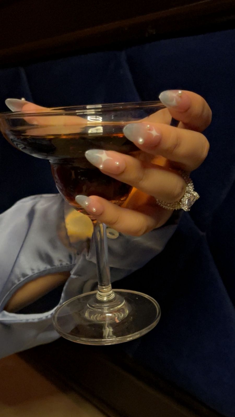 Celestial Pink & Blue Dream – Cat Eye Ombre Almond Press ons Nails