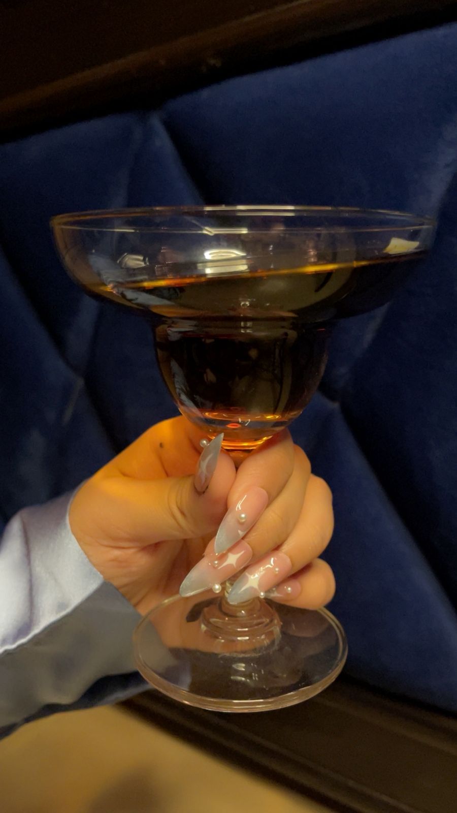 Celestial Pink & Blue Dream – Cat Eye Ombre Almond Press ons Nails