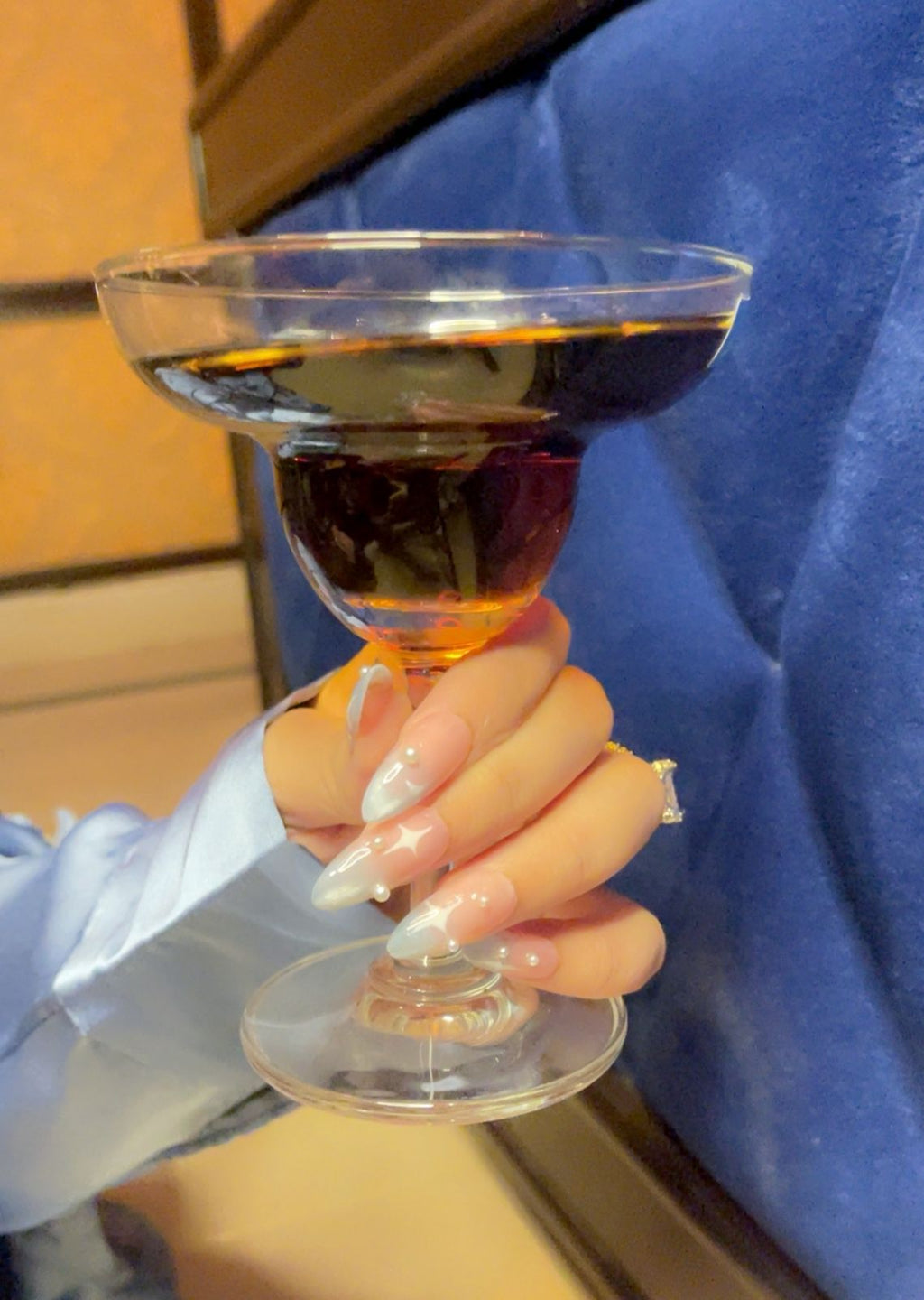 Celestial Pink & Blue Dream – Cat Eye Ombre Almond Press ons Nails