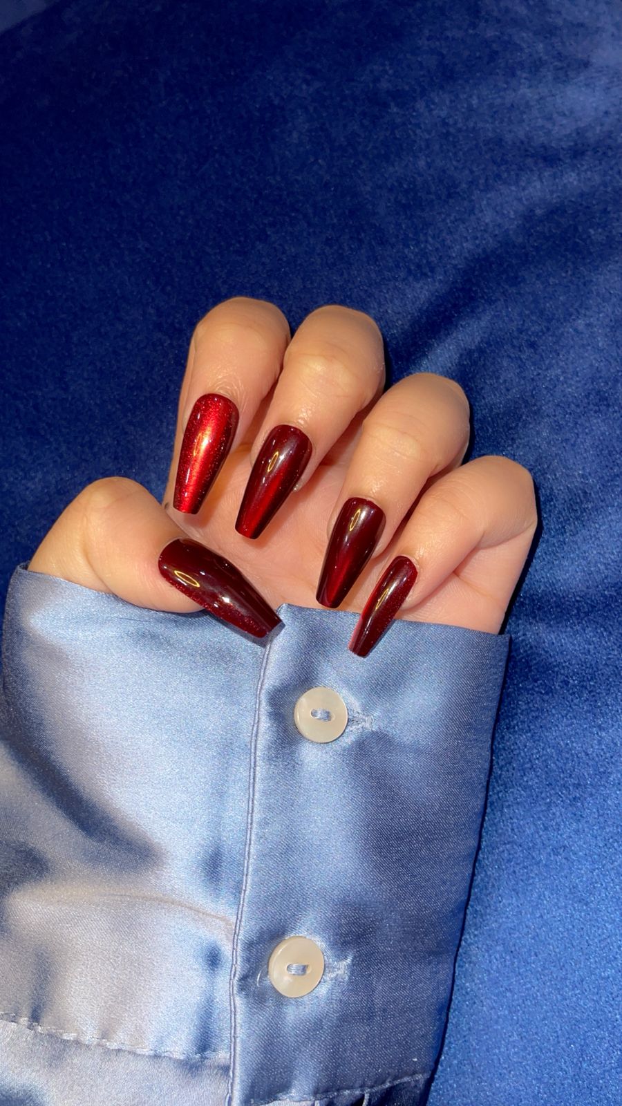 Crimson Glaze – Red Cat Eye Coffin Nails