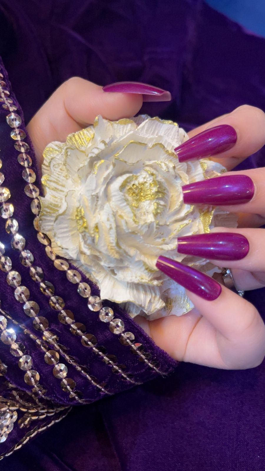 Purple Aura – Cat Eye Coffin Nails