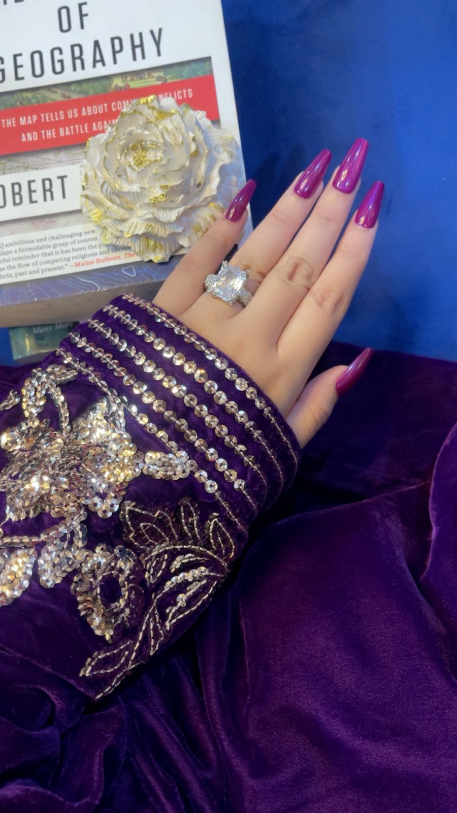 Purple Aura – Cat Eye Coffin Nails