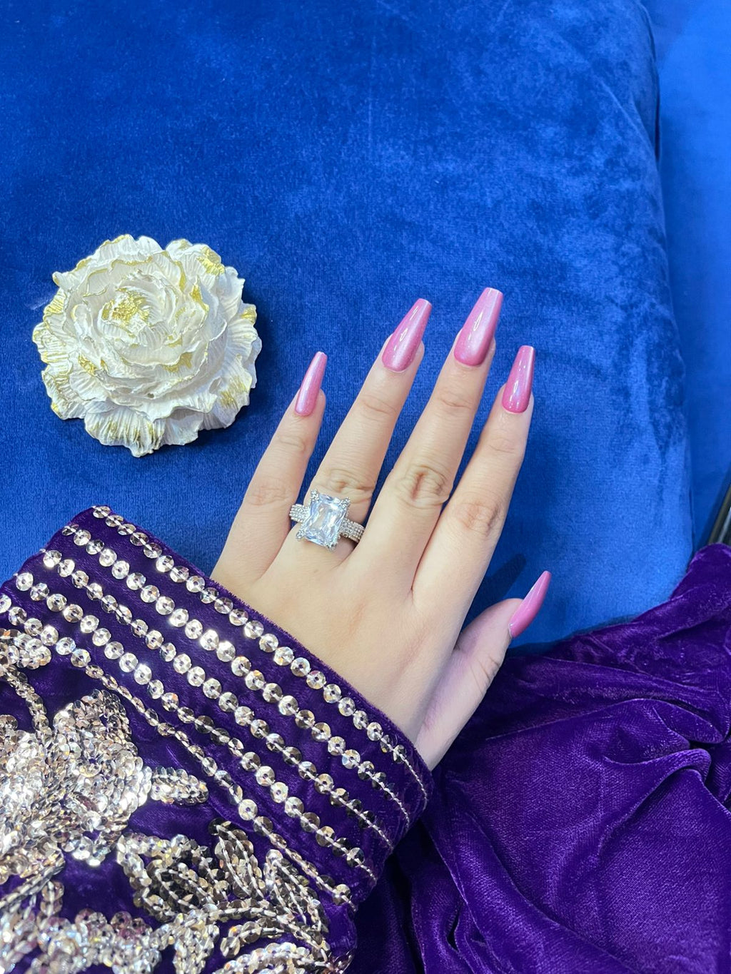 Rosé Radiance – Soft Pink Cat Eye Coffin Nails