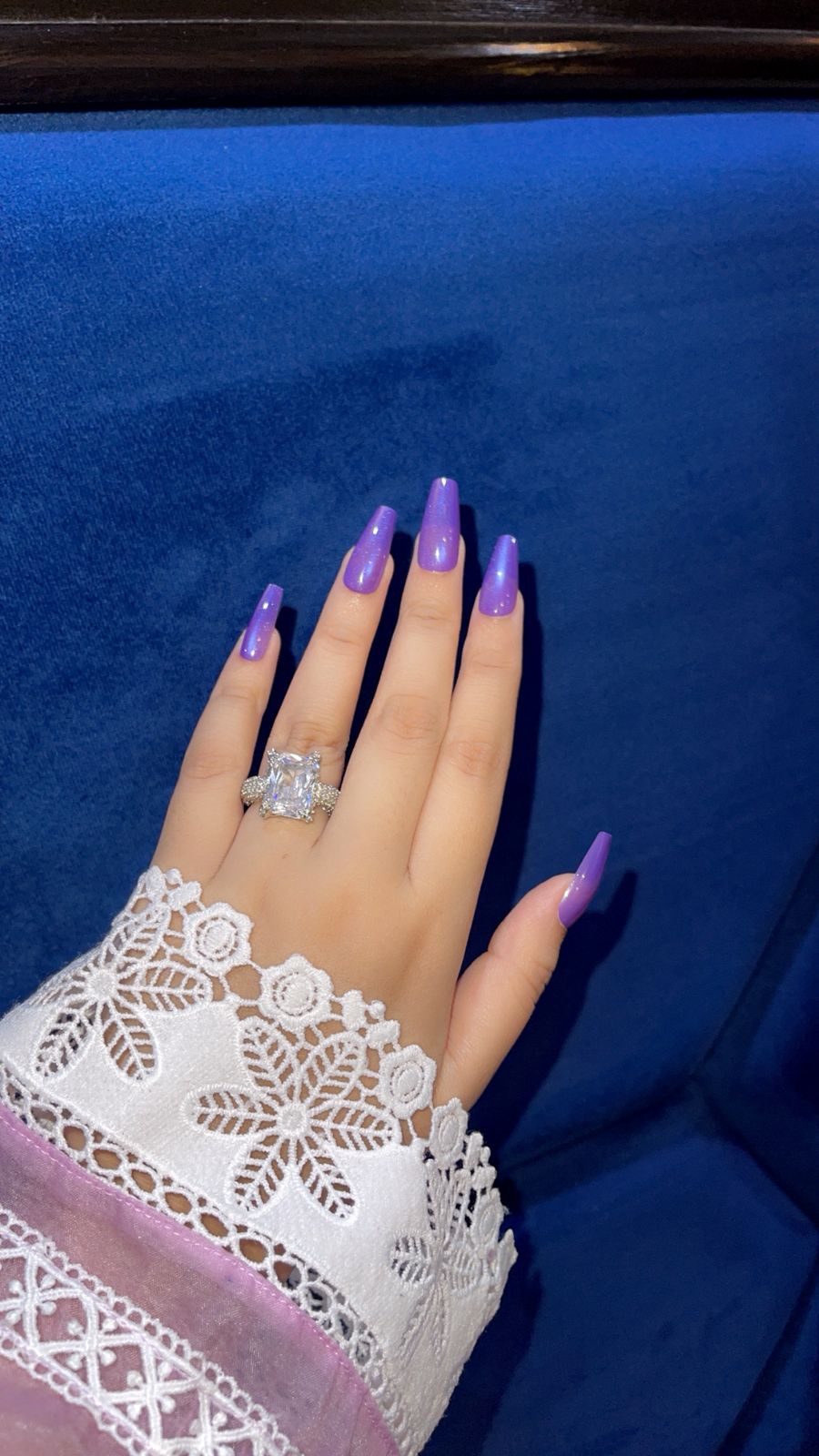 Lavender Lustre – Lilac Cat Eye Coffin Nails