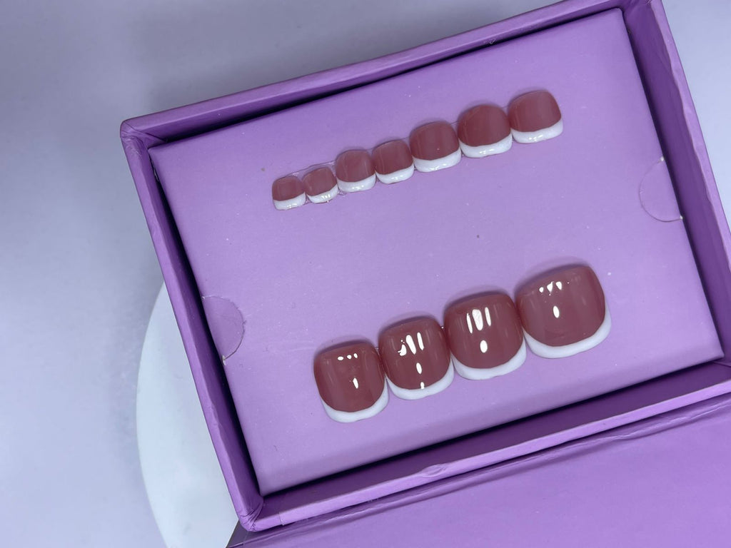 French Foot  - Toe Press On Nails