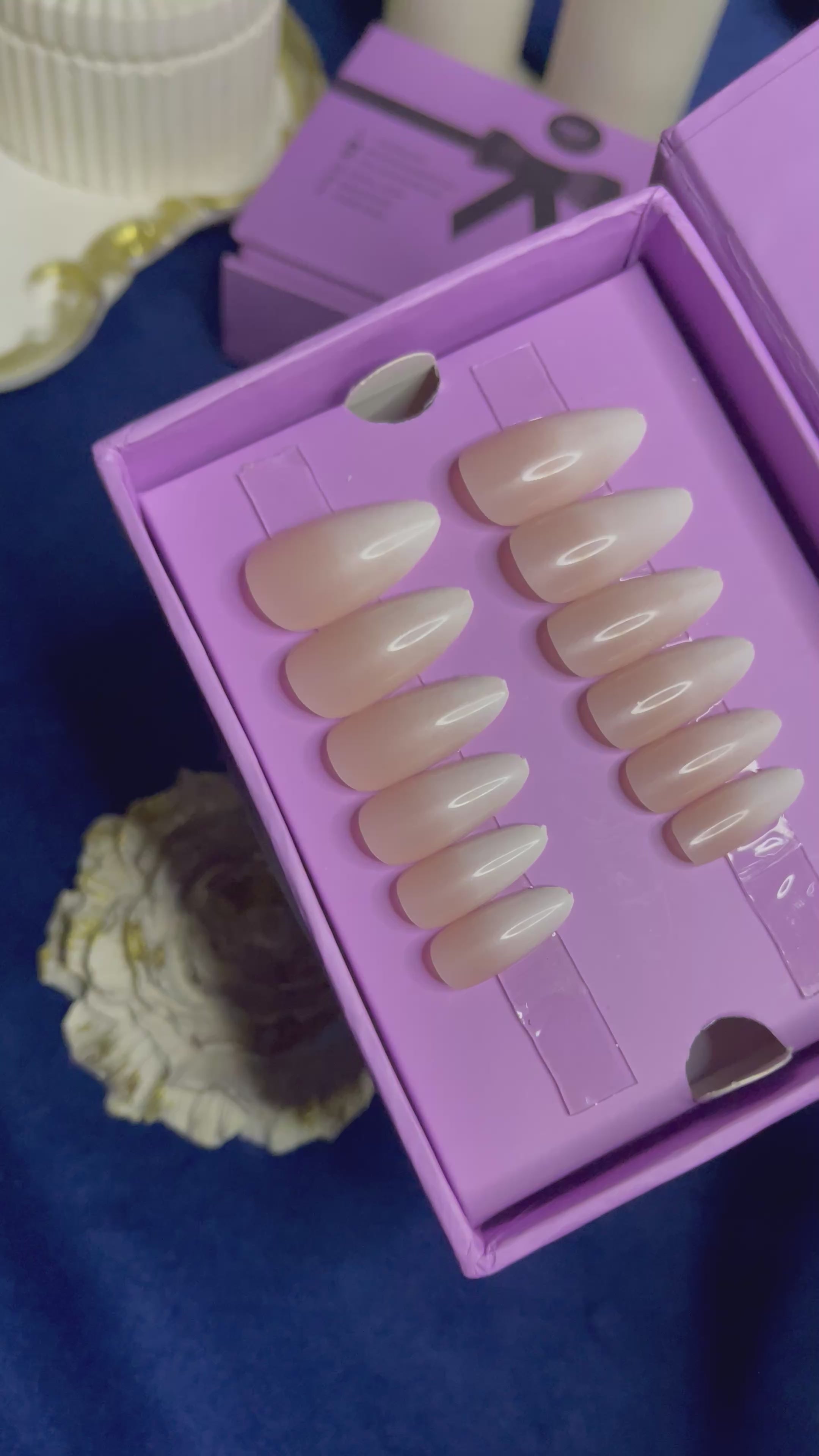 Nude Ombre - Long Almond press Ons