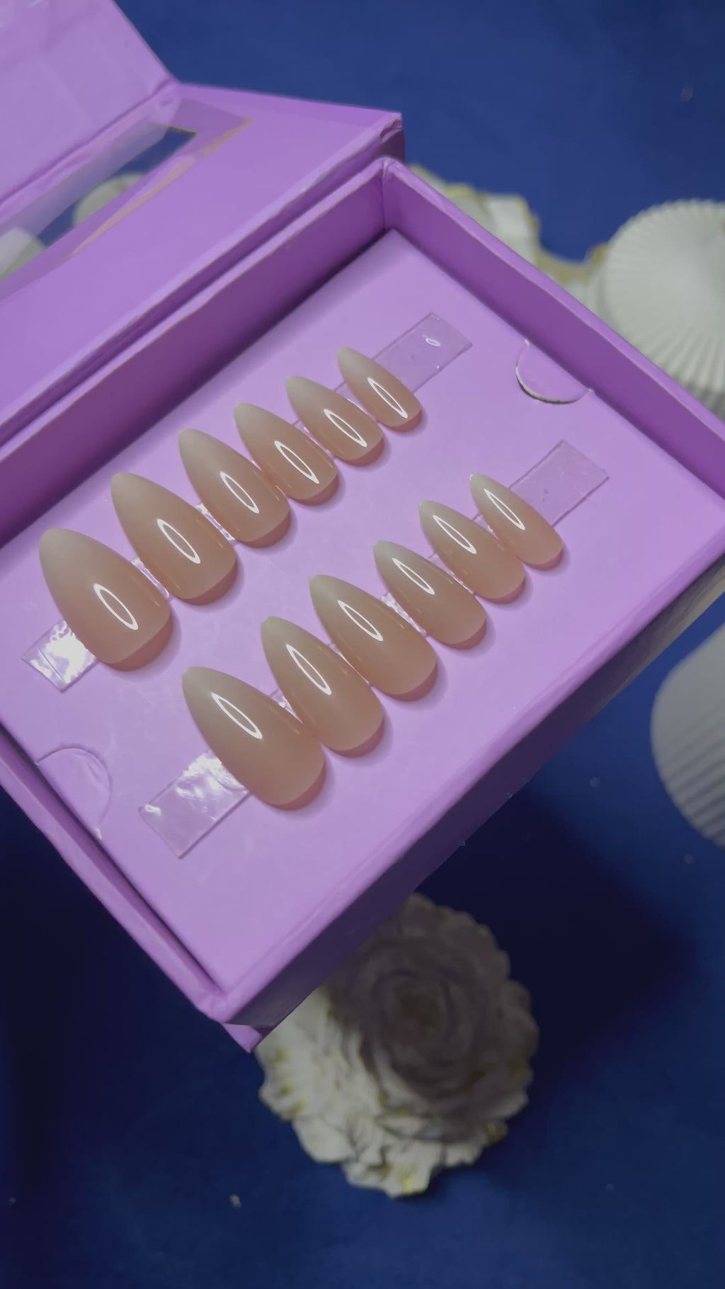 Natural White Ombre - Almond Press Ons