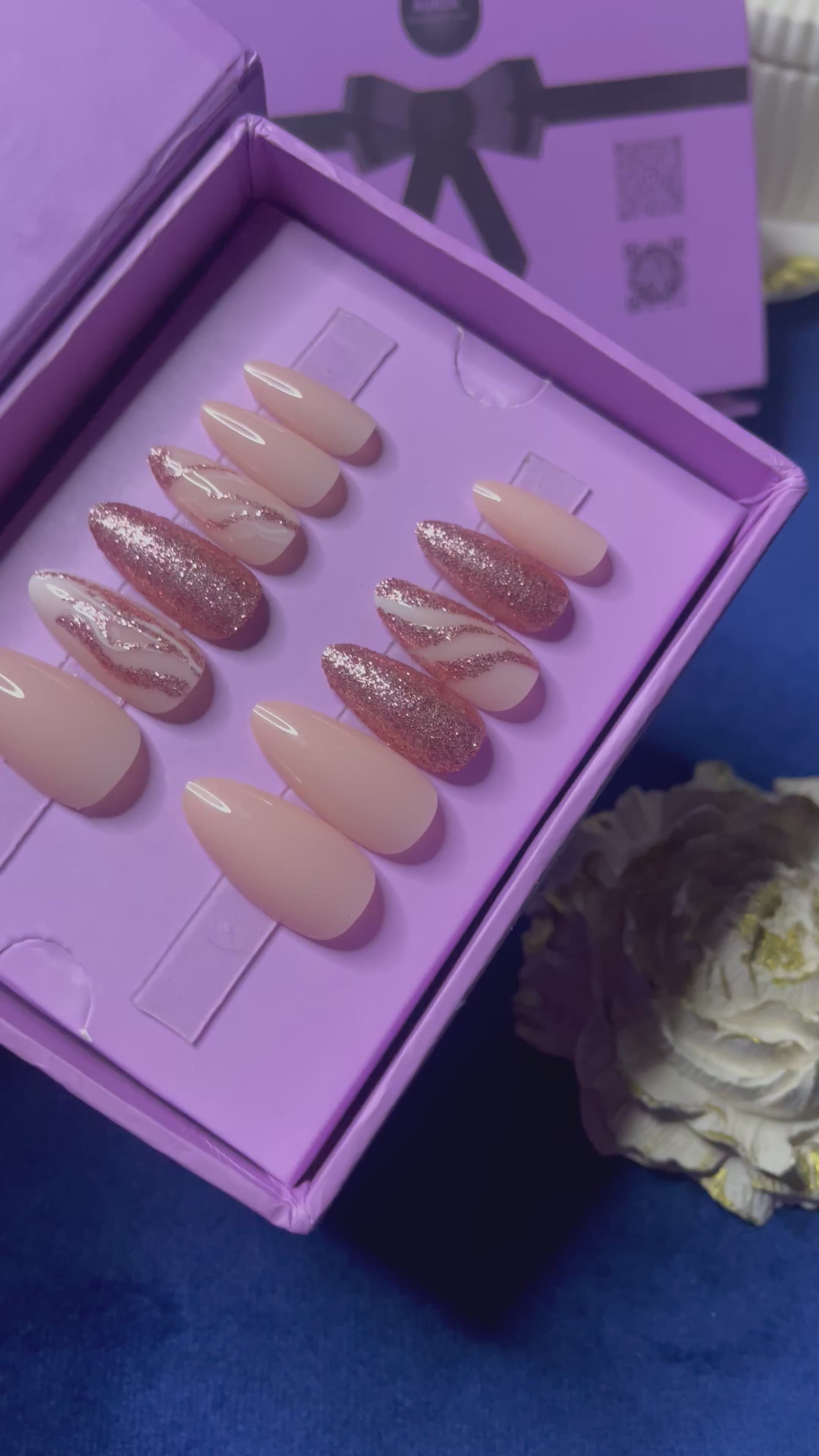 Champaigne glittery on nude peach - Almond Press On Nails