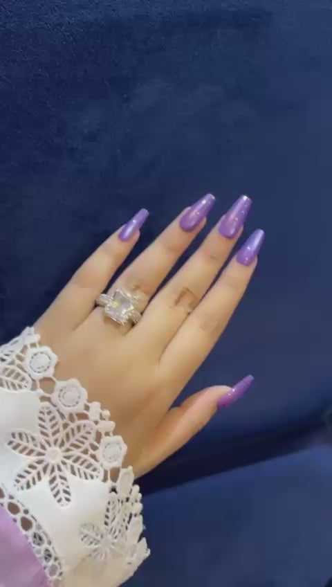 Lavender Lustre – Lilac Cat Eye Coffin Nails
