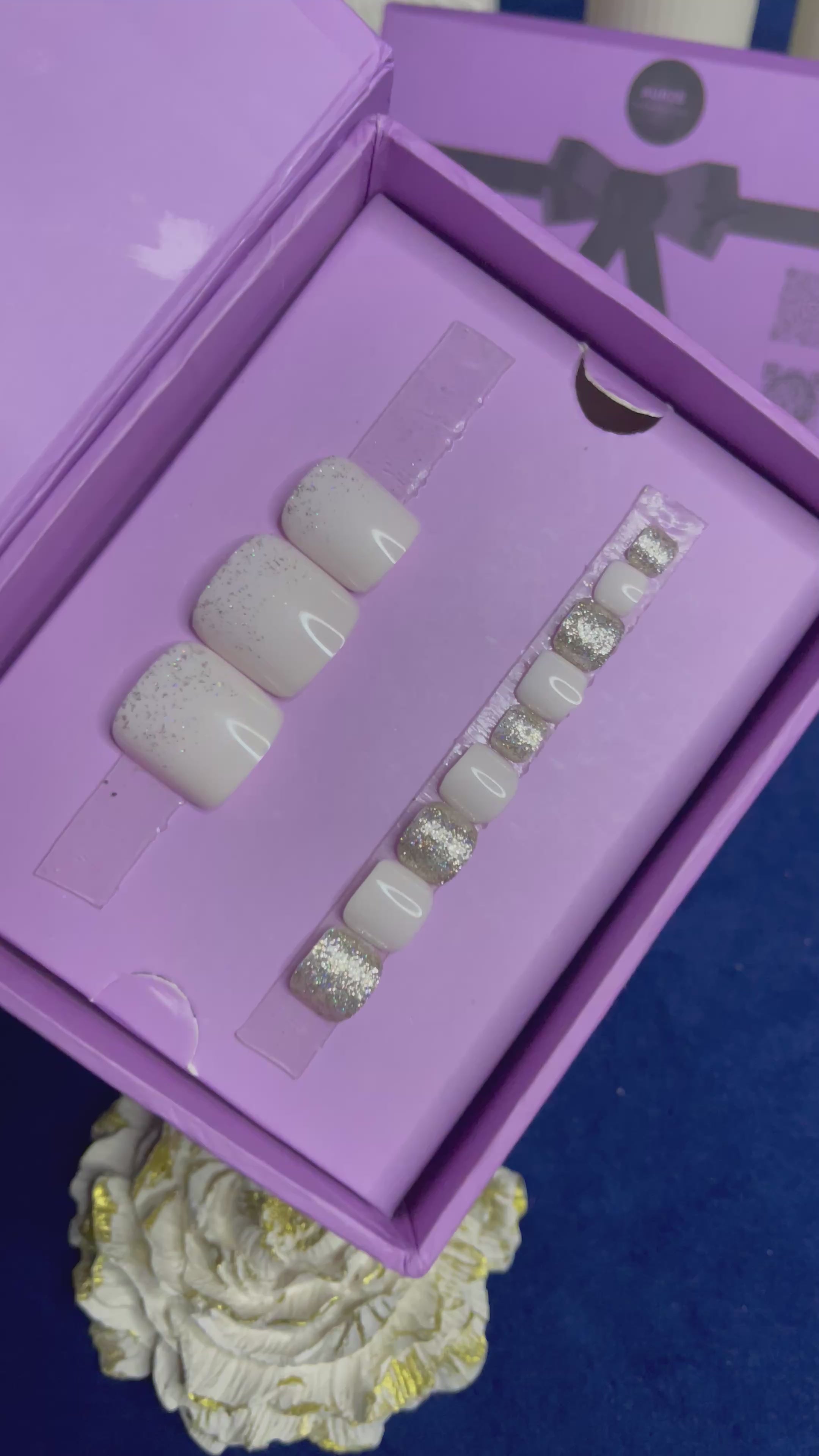 Silverish White - Toe nails