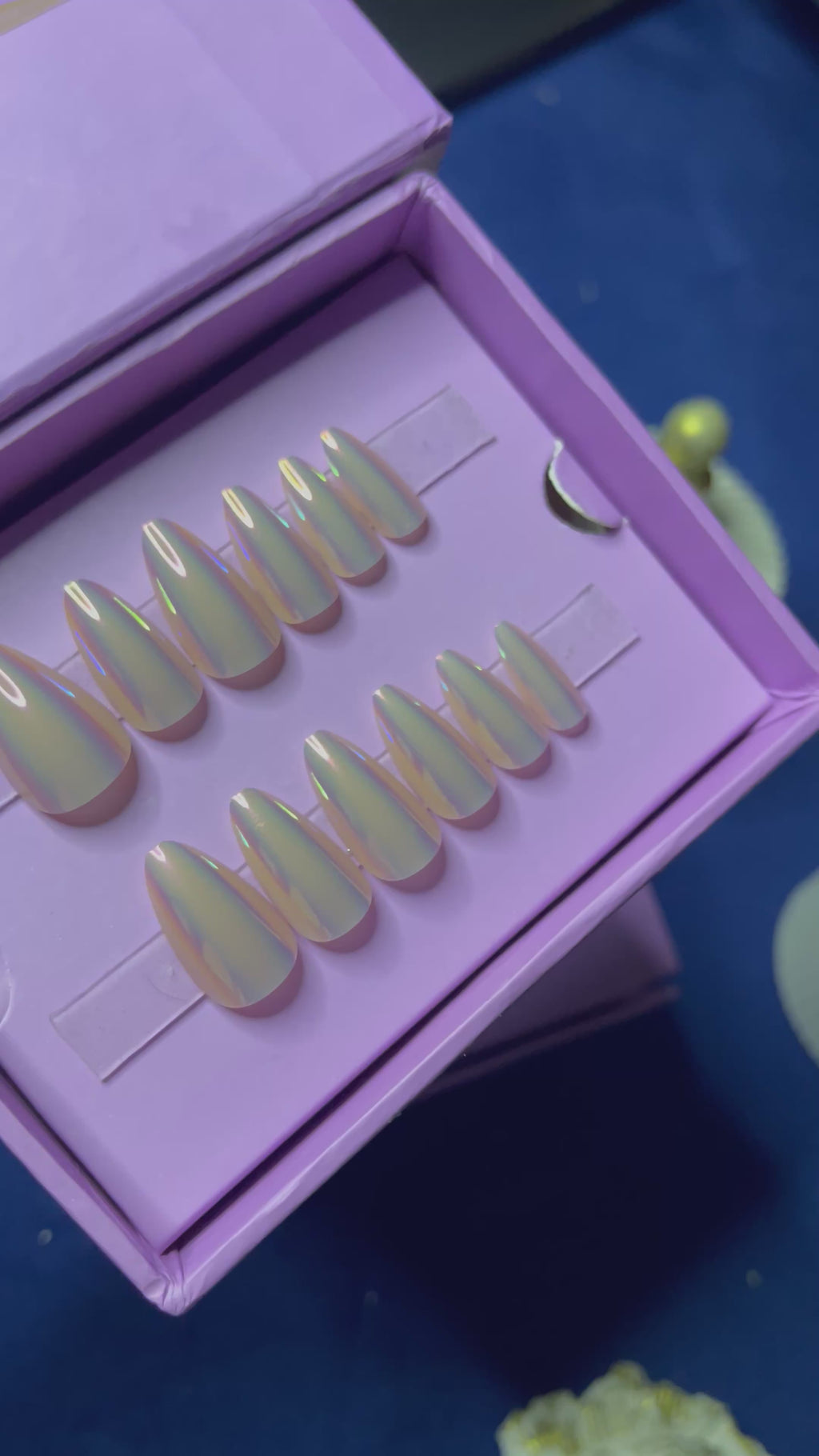 Classic Mirror Inspo - Almond Press Ons