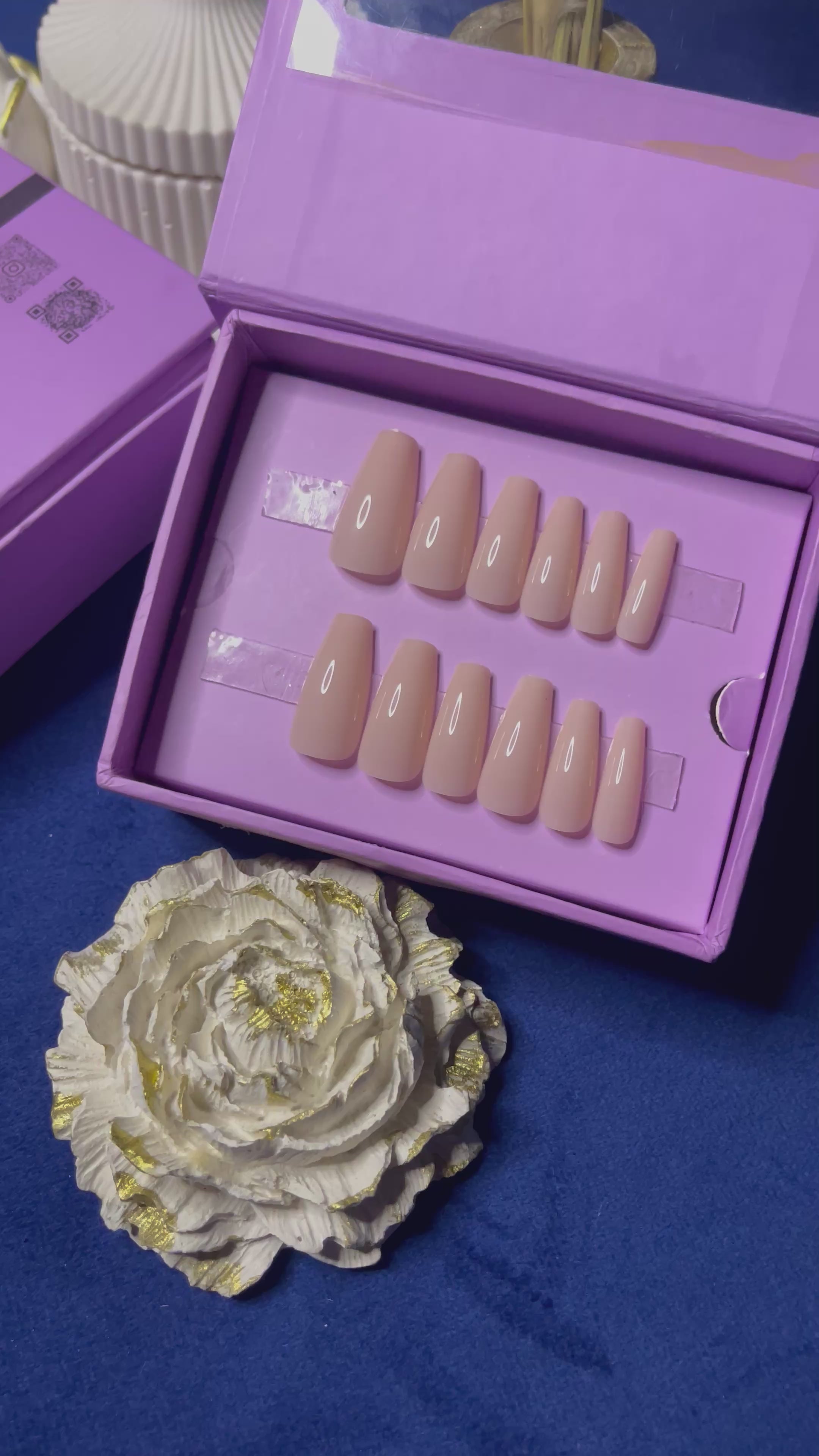 Nude Love - Coffin Press On Nails