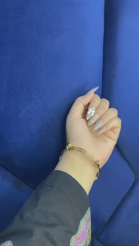 Almond Nude Ombre- - White Bow Press ons