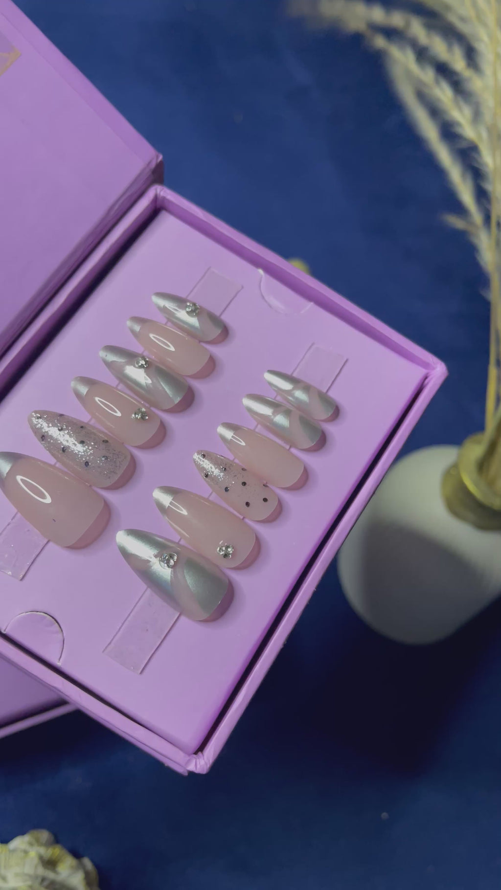 Polka Dots & Chrome - Almond Press Ons