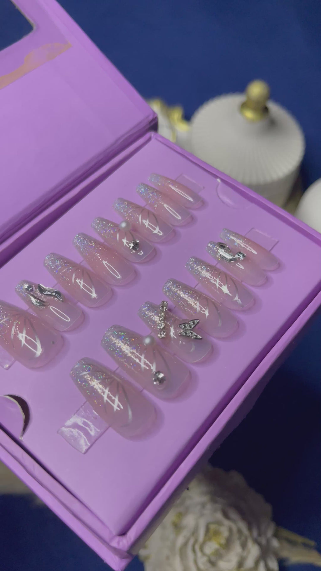 أغطية متعددة الفراشات - نعش