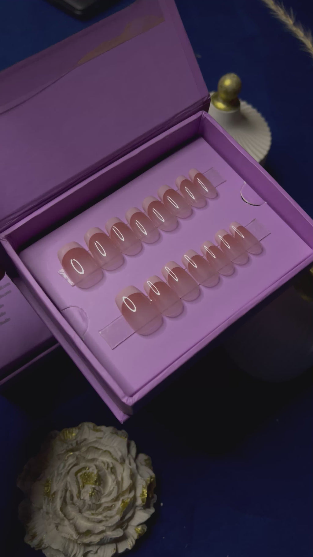 Natural Classic White French- Short Square Press Ons