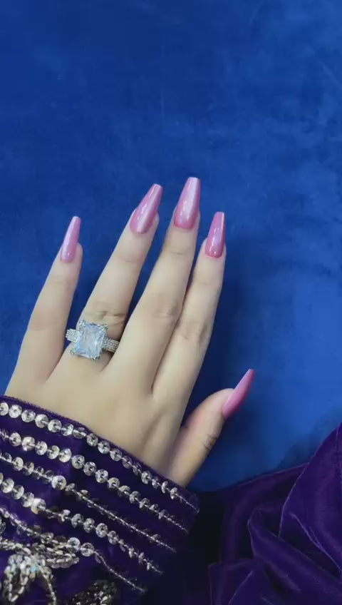 Rosé Radiance – Soft Pink Cat Eye Coffin Nails