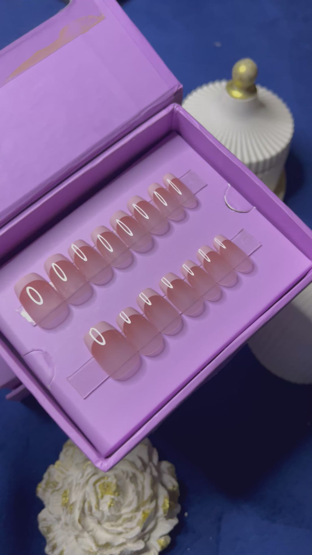 Natural Classic White French- Short Square Press Ons