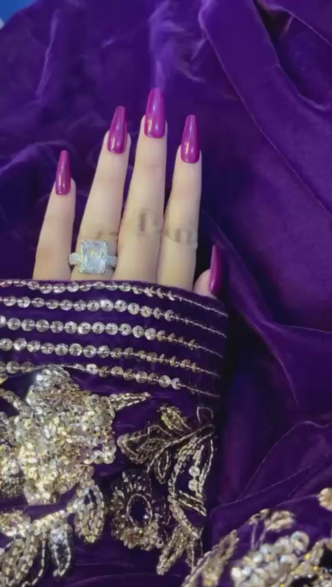 Purple Aura – Cat Eye Coffin Nails