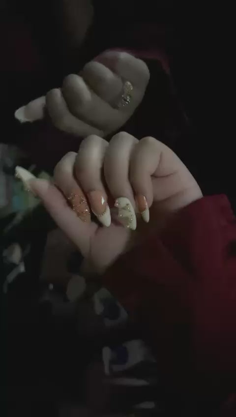 Creamy White & Peach Pearl Elegance Press ons – Wedding & Event Collection