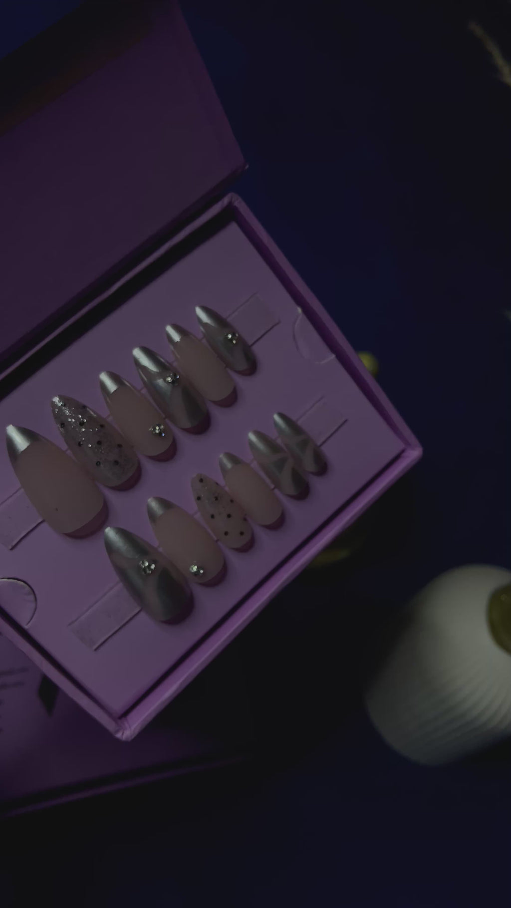 Polka Dots & Chrome - Almond Press Ons