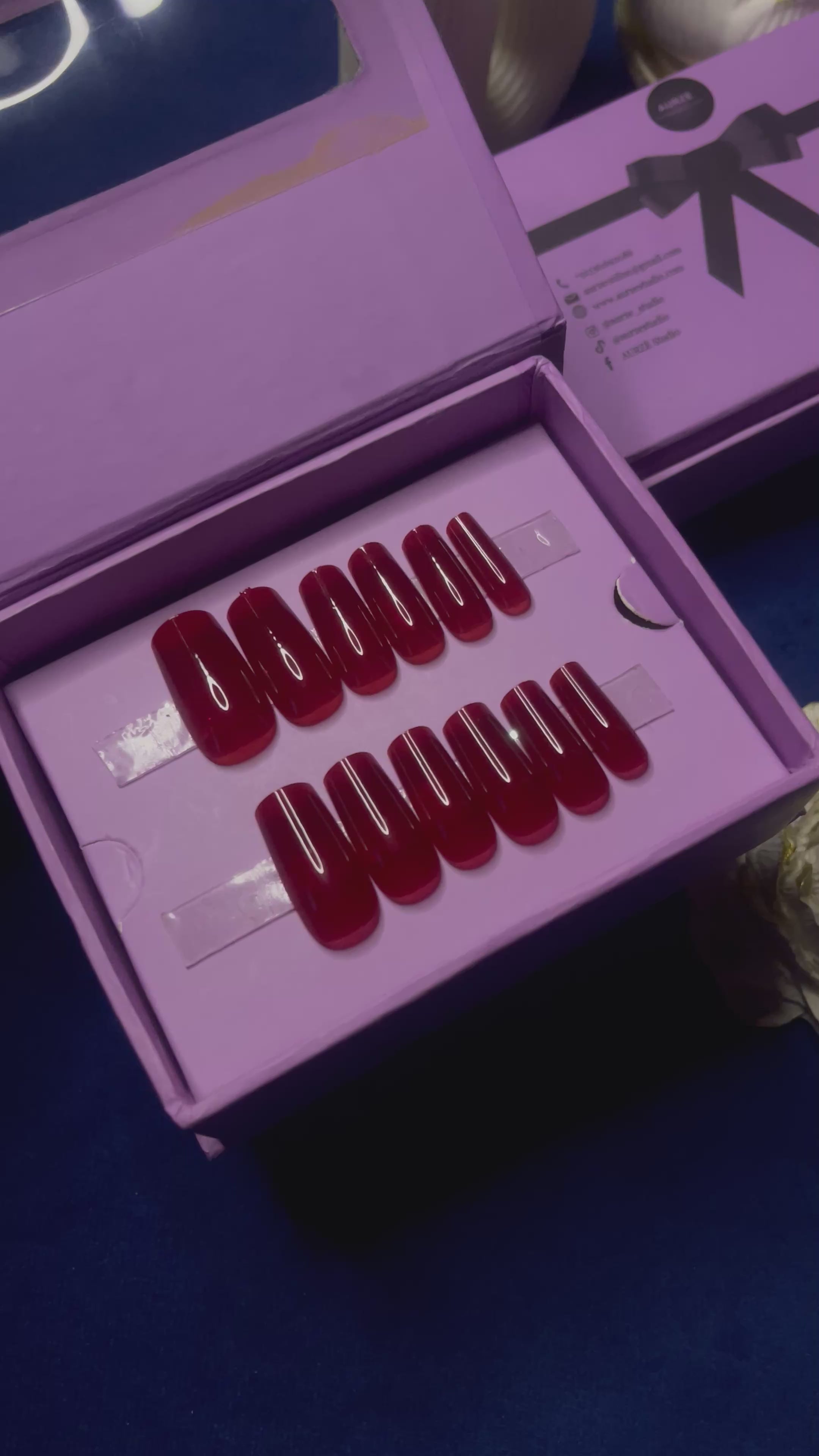 Red lovers - Square Press On Nails